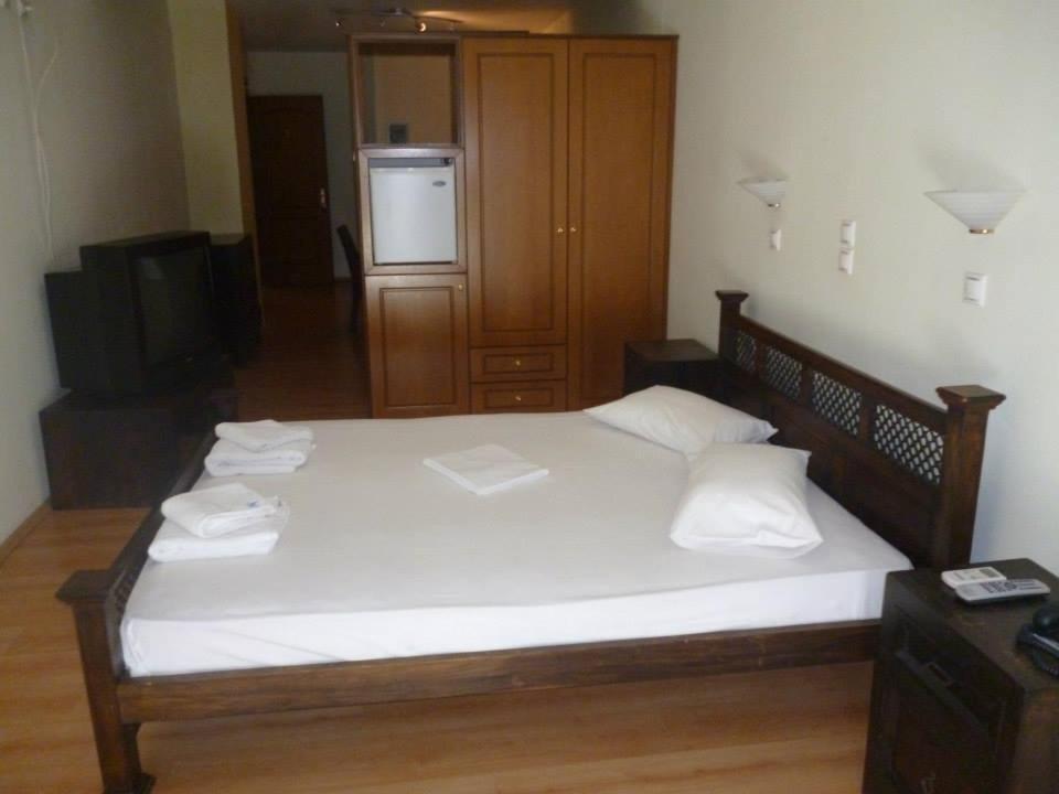 Hotel Korinthos Habitación foto